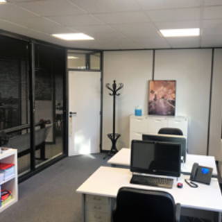 Bureau privé 20 m² 2 postes Location bureau Rue des Gaudines Saint-Germain-en-Laye 78100 - photo 1
